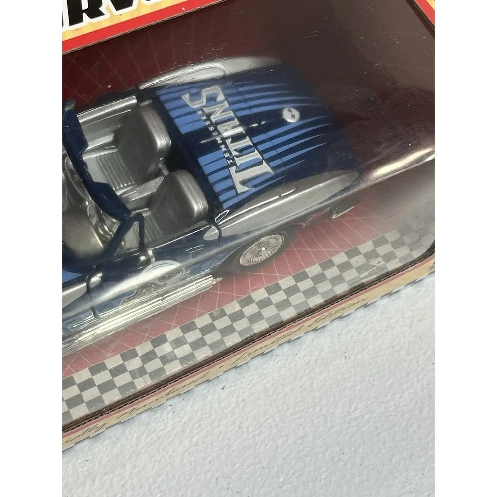 NFL 1967 Chevy Corvette Team Collectible Car Tn Titans 1:24 Tennessee Limited Ed - Picture 4 of 10